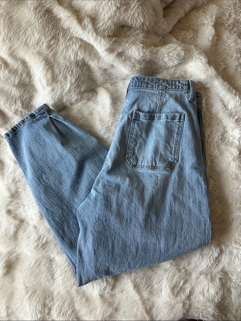 KanCan Rea Ultra High Rise Wide Tapered Barrel Like Fit Jeans